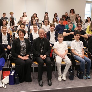 Nadbiskup Kutleša susreo se sa sudionicima Državnog natjecanja iz vjeronauka